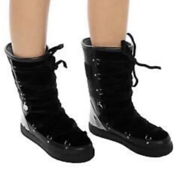 ⚡CLOSET CLEAR-OUT: PRICE DROP⚡ Moncler Syria Stivale womens Lace up snow boots - Picture 1 of 14